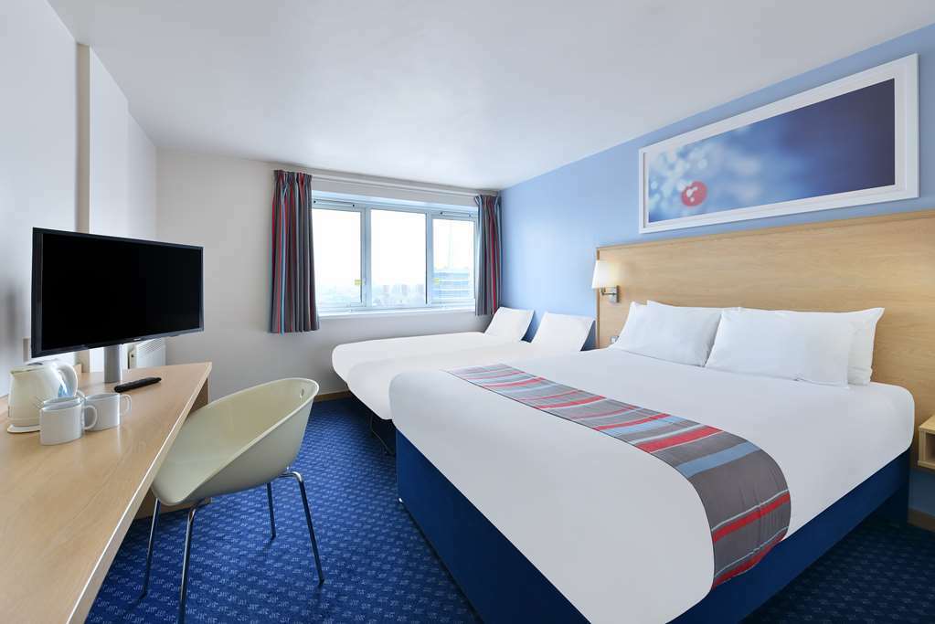 Travelodge Worcester Room photo