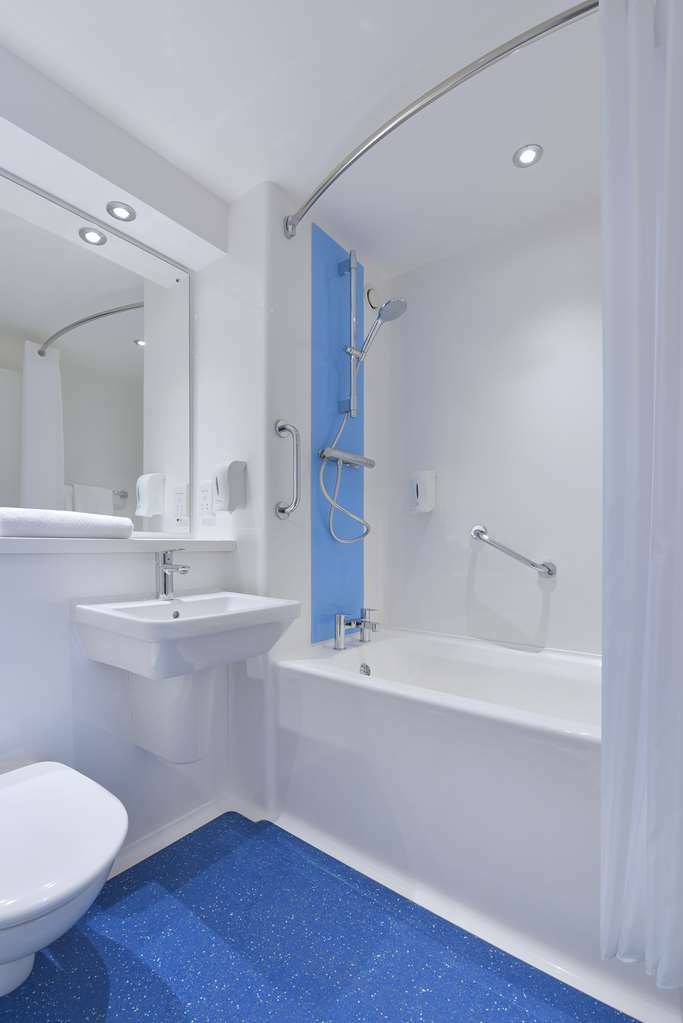 Travelodge Worcester Room photo